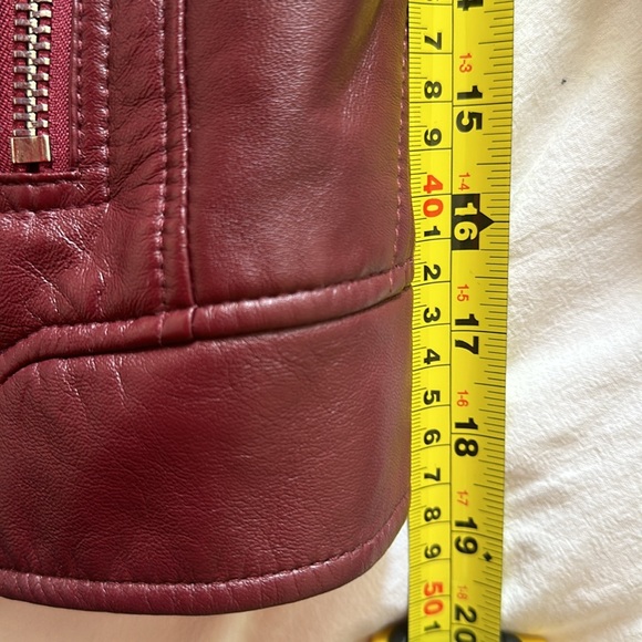 🎉 HOST PIC 🎉 NEW Burgundy Leather Moto Jacket - Picture 6 of 8